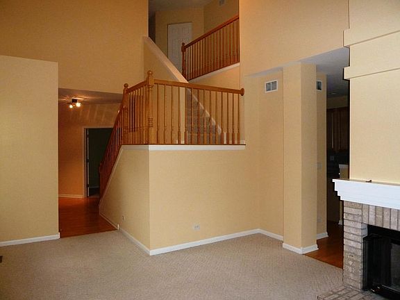 5th image of 496 Pine Lake Cir #496