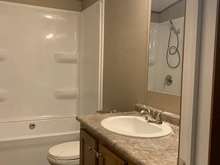 764 Wilson Dr — Photo 5