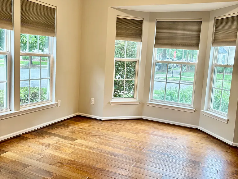 10394 Alexander Martin Ave — Photo 34