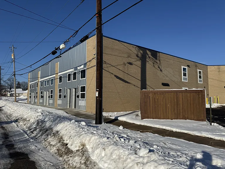 217 S Badger Ave — Photo 20