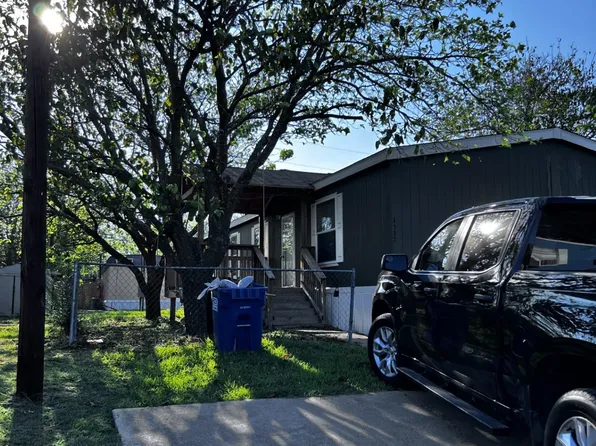 1537 Polar Trl Suite 155, Glenn Heights, TX 75154