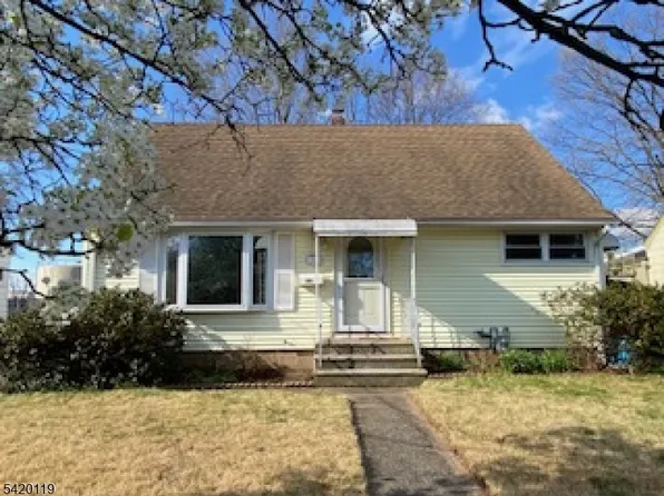 86 Trudy Dr, Lodi Boro, NJ 07644
