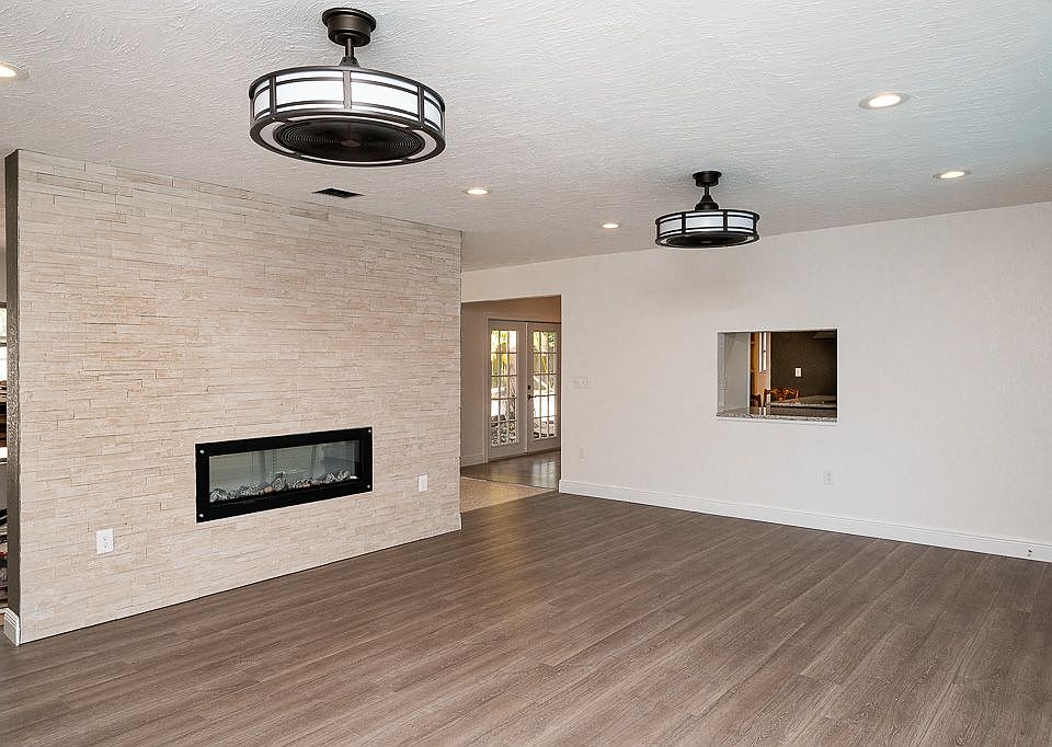 1st image of 771 Indian Beach Cir