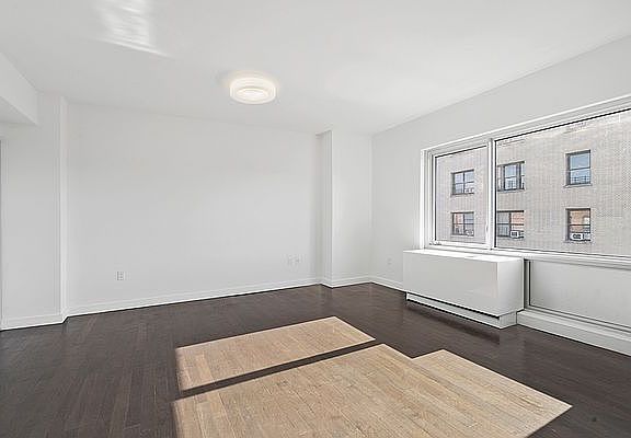 3rd image of 607 W 161st St #E