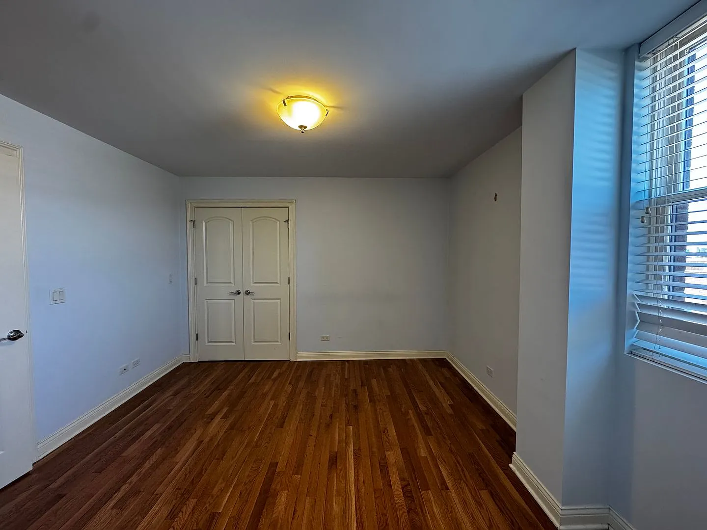 2 bed, 1295 sqft, $2,600 — Photo 4