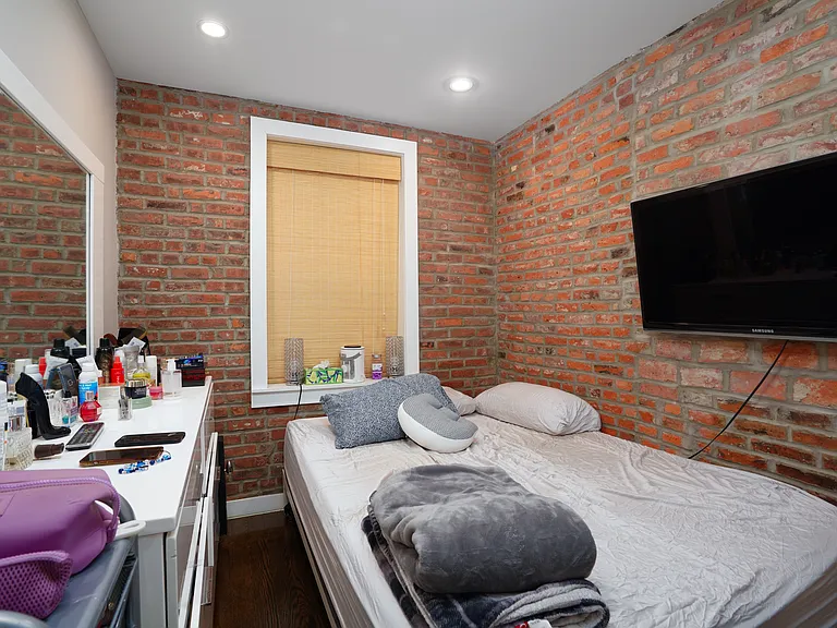 72 Carmine St #2C — Photo 5