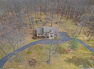 23 N Gate Rd, Mendham, NJ 07945