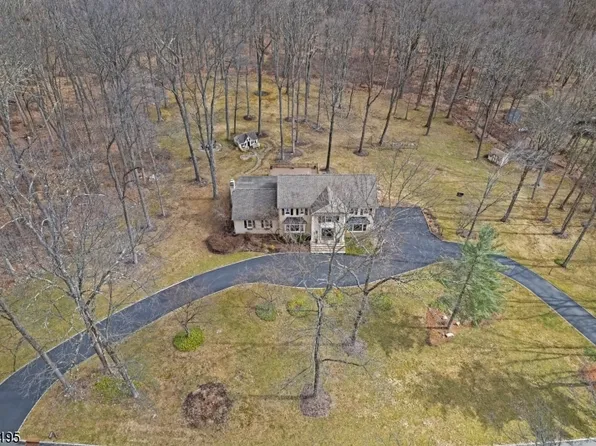 23 N Gate Rd, Mendham Twp., NJ 07945