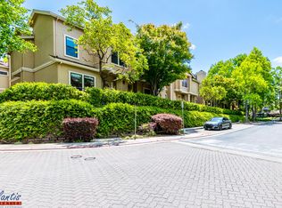 982 La Mesa Ter UNIT A, Sunnyvale, CA 94086