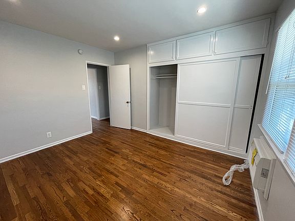 3rd image of 1303 N Detroit St #6