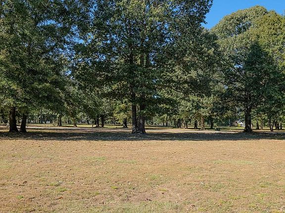 4th image of 233,237 Lake Wood Drive LOT 81, 80