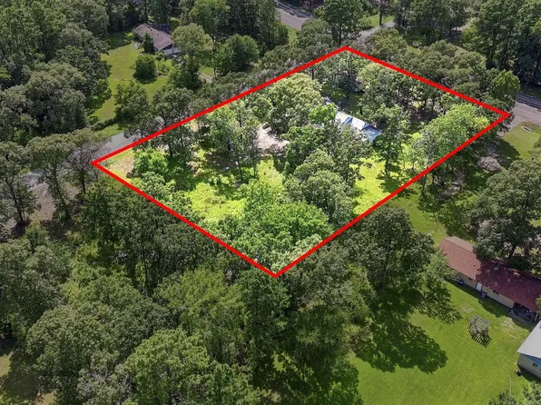 7 Kalyn Rd, Huntsville, TX 77340