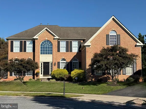 5 Hay Meadow Ct, Perry Hall, MD 21128