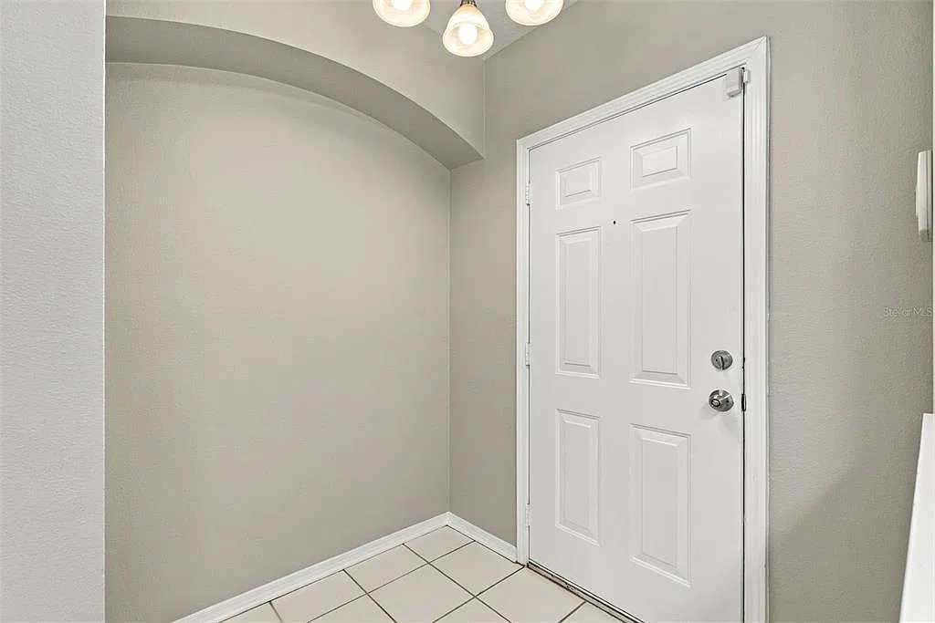 2 bed, 2.5 bath, 1184 sqft, $1,750 — Photo 4