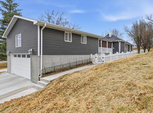 108 E 6th St, Malvern, IA 51551