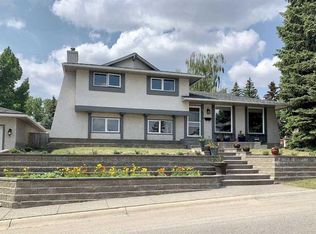 471 NE Dalmeny Hl NW, Calgary, AB T3A 1T8