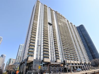 400 E Randolph St APT 1718, Chicago, IL, 60601