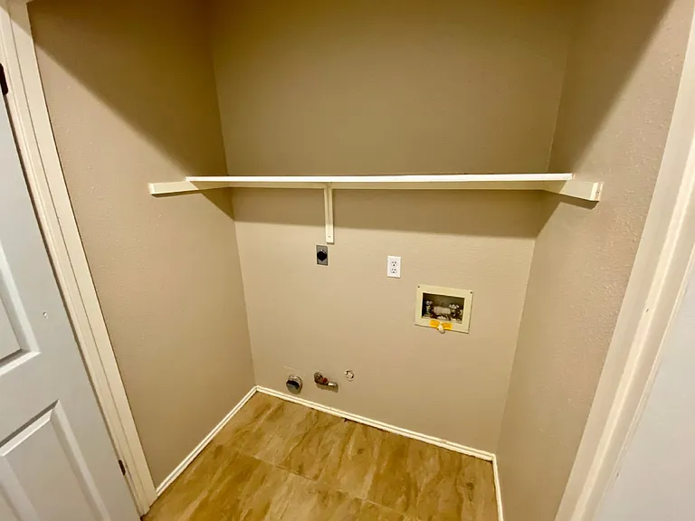 209 N Blue Rdg — Photo 23