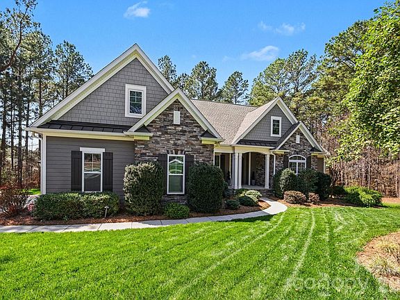 3rd image of 4193 Persimmon Rd