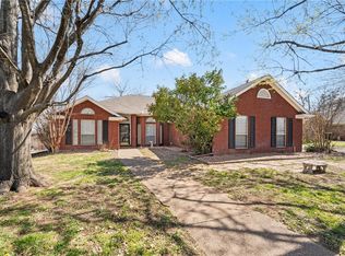 844 Tahoe Trail Dr, Hewitt, TX 76643