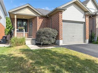 18 Maude Ln, Guelph, ON N1E0E9