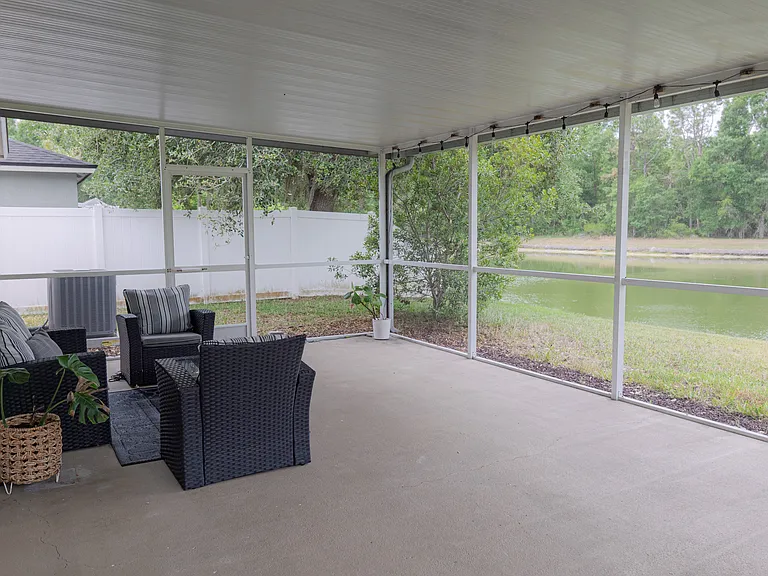 1637 Maximilian Dr — Photo 29