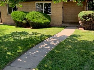 2201 S Dexter St, Denver, CO 80222