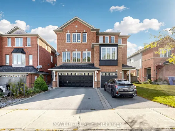 61 Millcliff Cir, Aurora, ON L4G 7N9