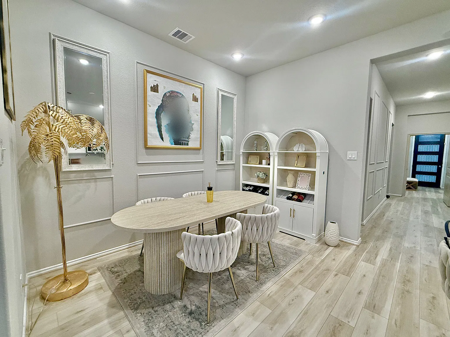 4 bed, 2074 sqft, $3,400 — Photo 4