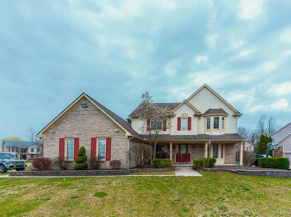 41647 Singh Dr, Canton, MI 48188