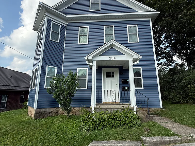 23 1/2 E Washington Ave — Photo 1