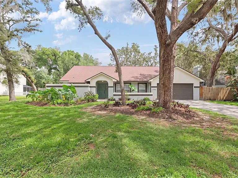 2766 Buckhorn Oaks Dr — Photo 24