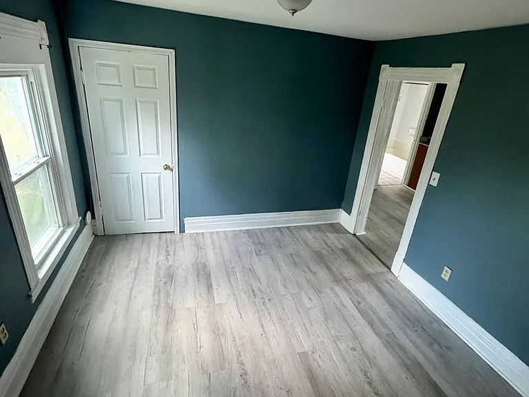 115 Fairfield Ave — Photo 6