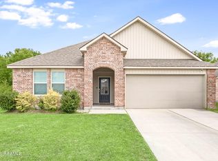 307 Acadian Lakes Dr, Duson, LA 70529
