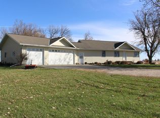 29619 Hesselroth Ave, Rushmore, MN 56168