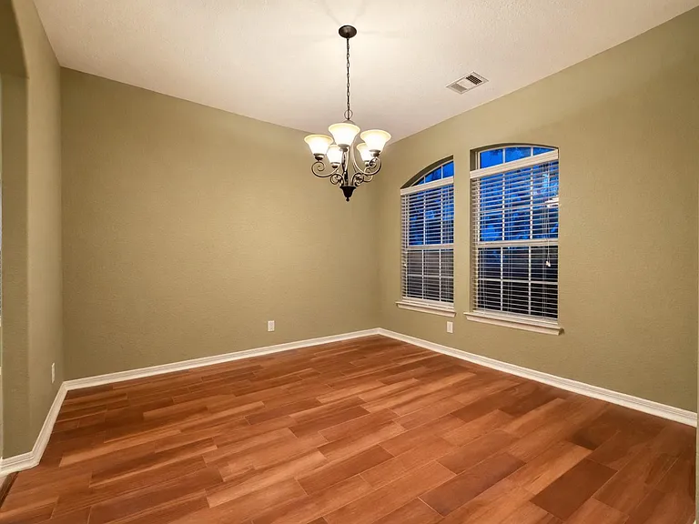 1215 Pecos Pass Dr — Photo 4