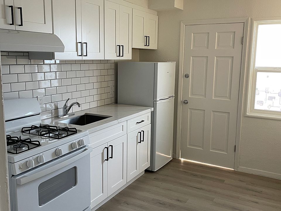 1st image of 237 Armour Ave APT 2