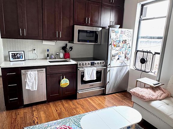 5th image of 231 2nd Ave APT 15