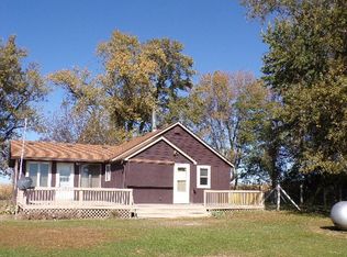 525 100th St, Sherburn, MN 56171