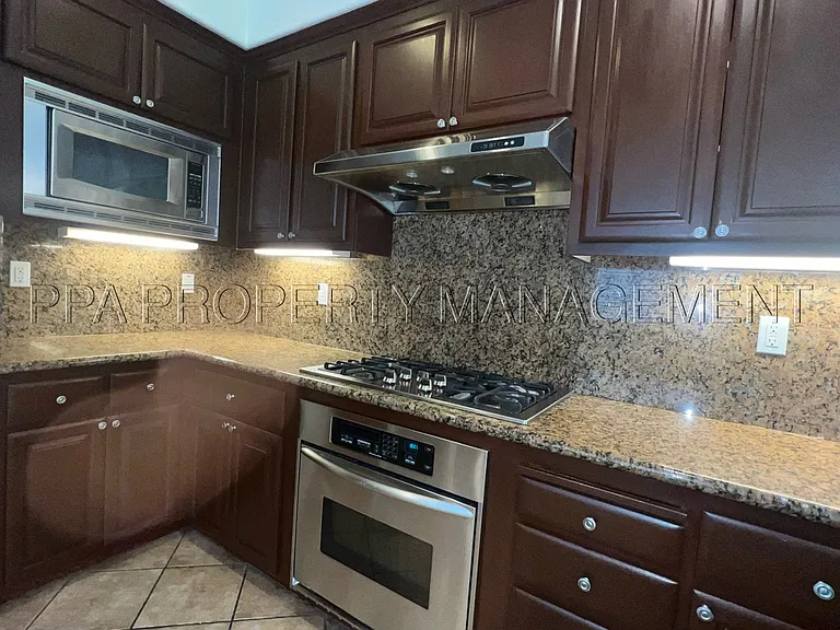 132 Shea Ct — Photo 12