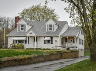 104 Fay Rd, Framingham, MA 01702