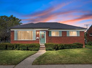 18545 Michael Ave, Eastpointe, MI 48021