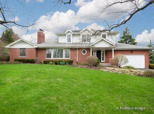 2S530 Stanton Rd, Glen Ellyn, IL 60137