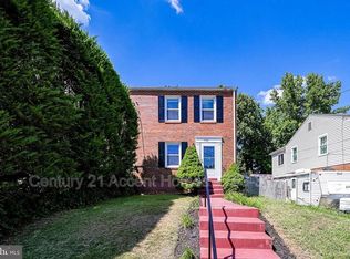5760 Biscayne Dr, Alexandria, VA 22303