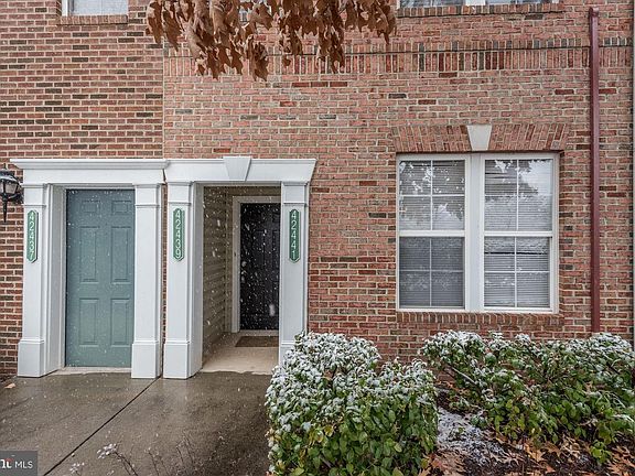 4th image of 42439 Rockrose Sq
