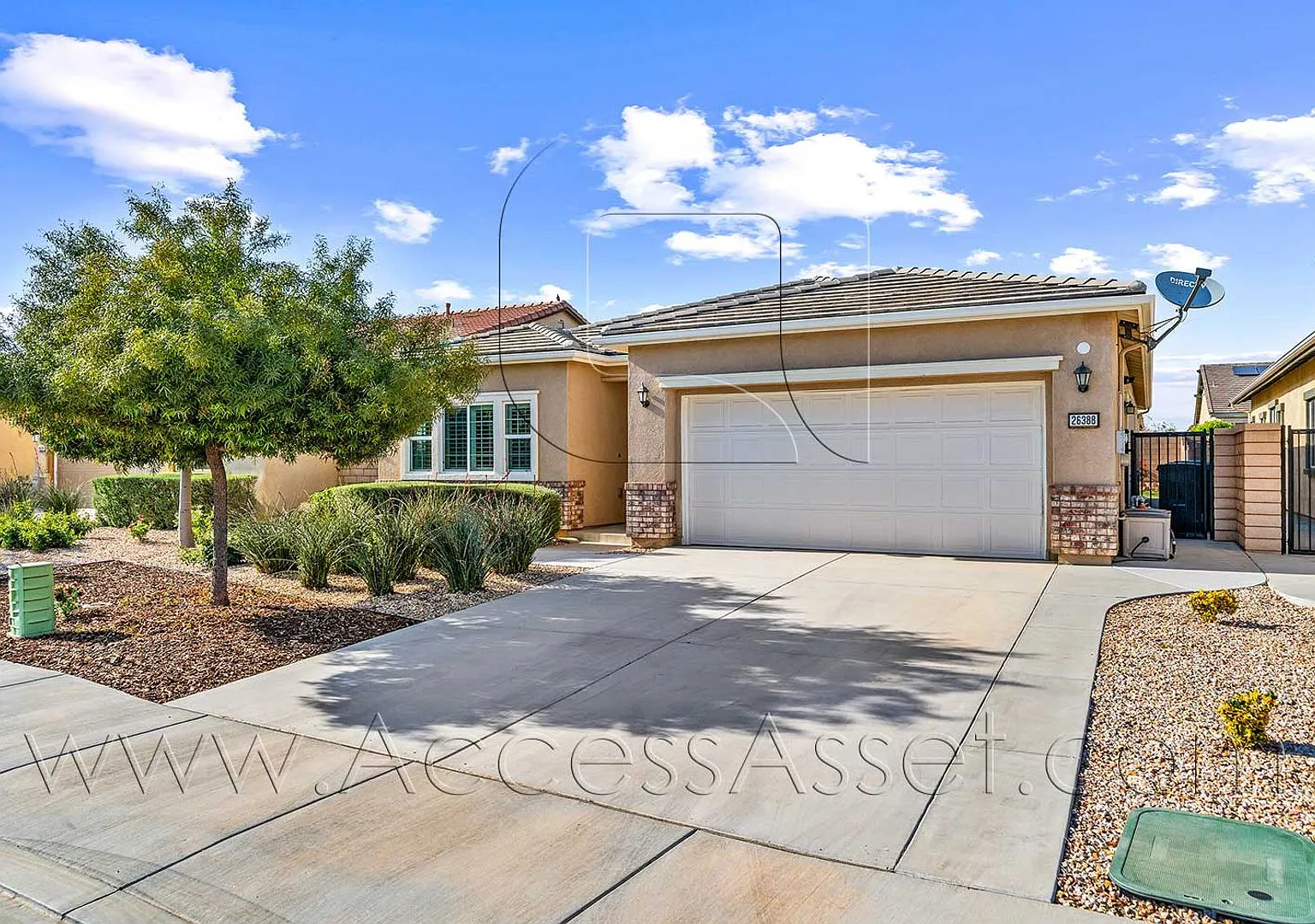Love Where You Live - Beautiful 55+ Menifee 2 bd/ 2.5 bath Home! — Photo 2