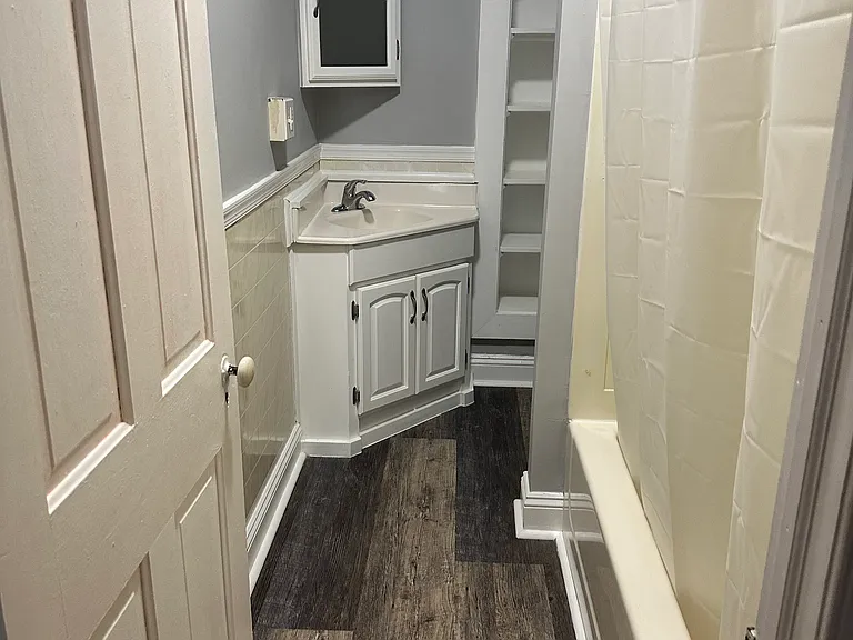 237 Westside Ave — Photo 9