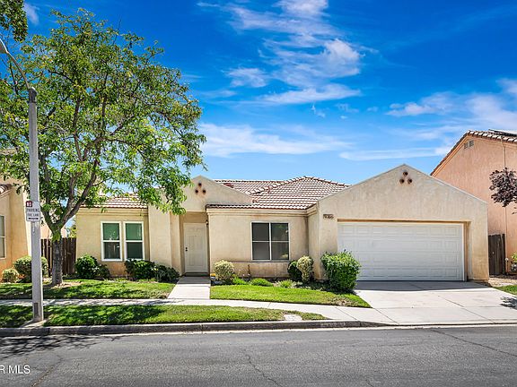 2nd image of 40166 La Cota Dr
