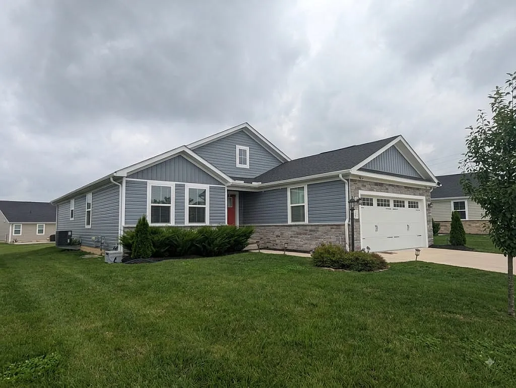 3 bed, 1736 sqft, $2,795 — Photo 3