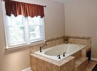 1725 Grey Friars Chase, Virginia Beach, VA 23456